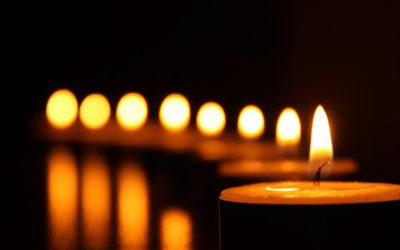 Kerzenlichter der Trauer und der Hoffnung – Ökumenisches Friedensgebet in der Salvatorkirche am 25. Februar um 18 Uhr